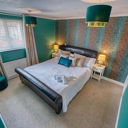 Capri 13 Sa - Contemporary 2 Bedroom House In Loughborough With Free Parking, Close To Loughborough University & M1 Motorway Exterior photo